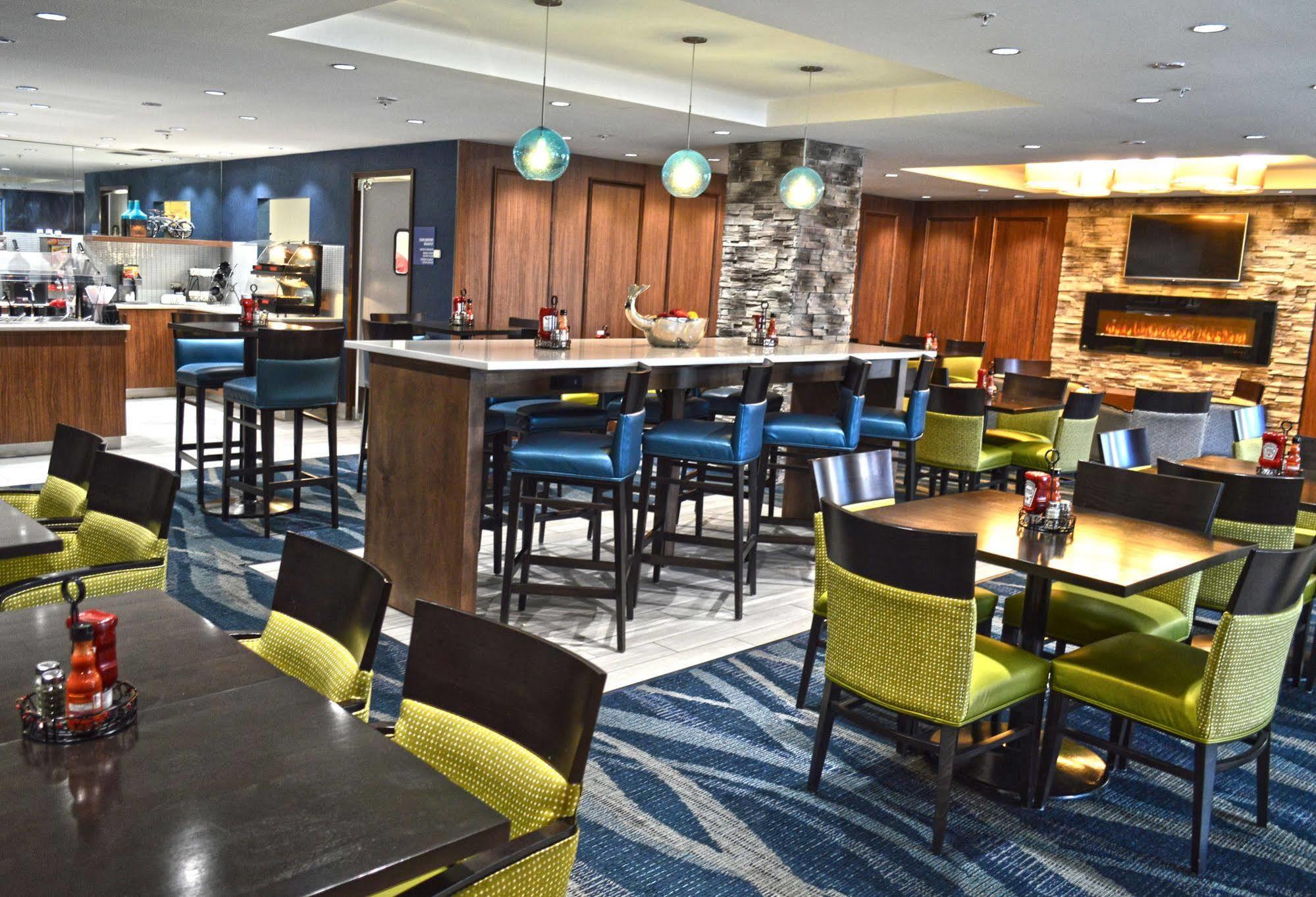 Holiday Inn & Suites Syracuse Airport - Liverpool By Ihg Kültér fotó